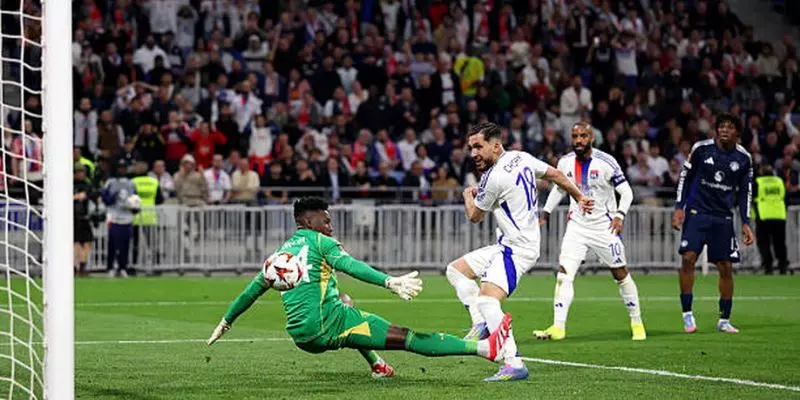 Tin tức gần đây về Ruben Amorim với Onana